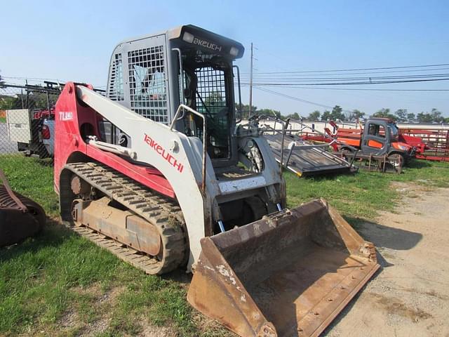 Image of Takeuchi TL240  equipment image 4