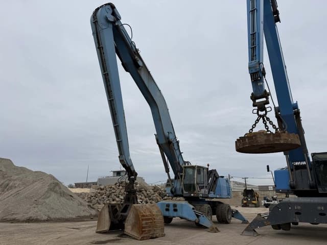 Image of Fuchs-Terex MHL380 equipment image 1
