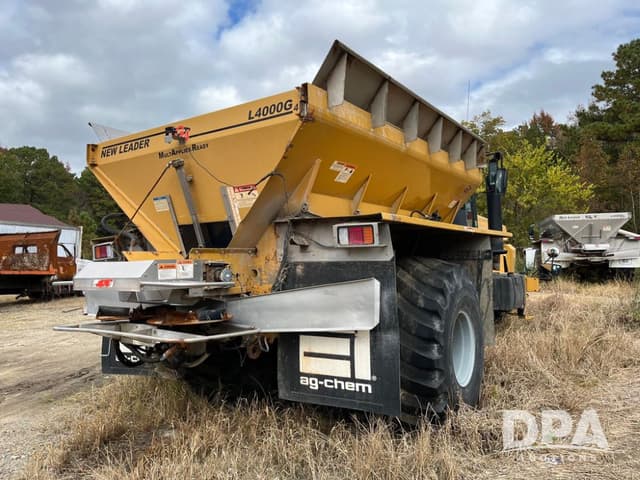 Image of Ag-Chem Terra-Gator 6303 equipment image 2
