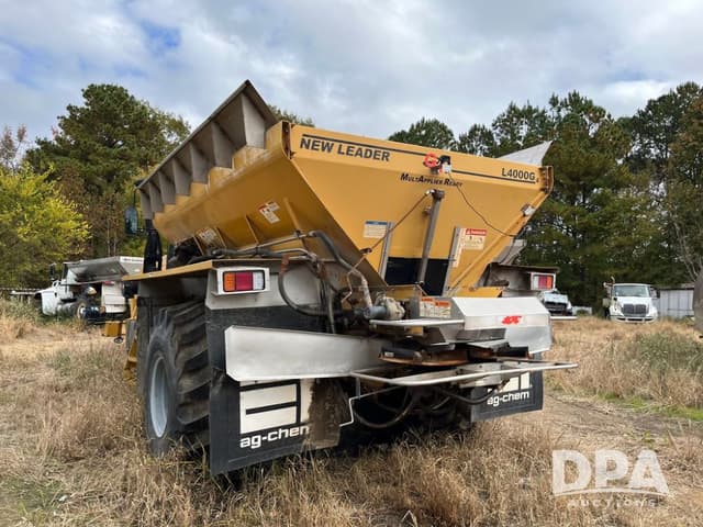 Image of Ag-Chem Terra-Gator 6303 equipment image 4