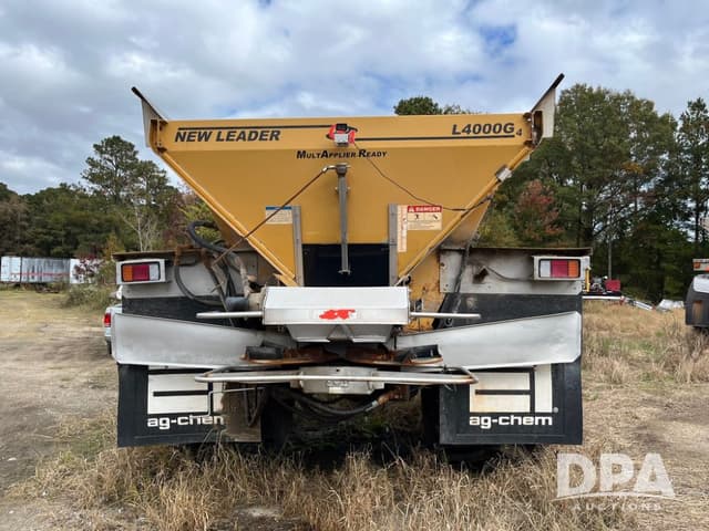 Image of Ag-Chem Terra-Gator 6303 equipment image 3