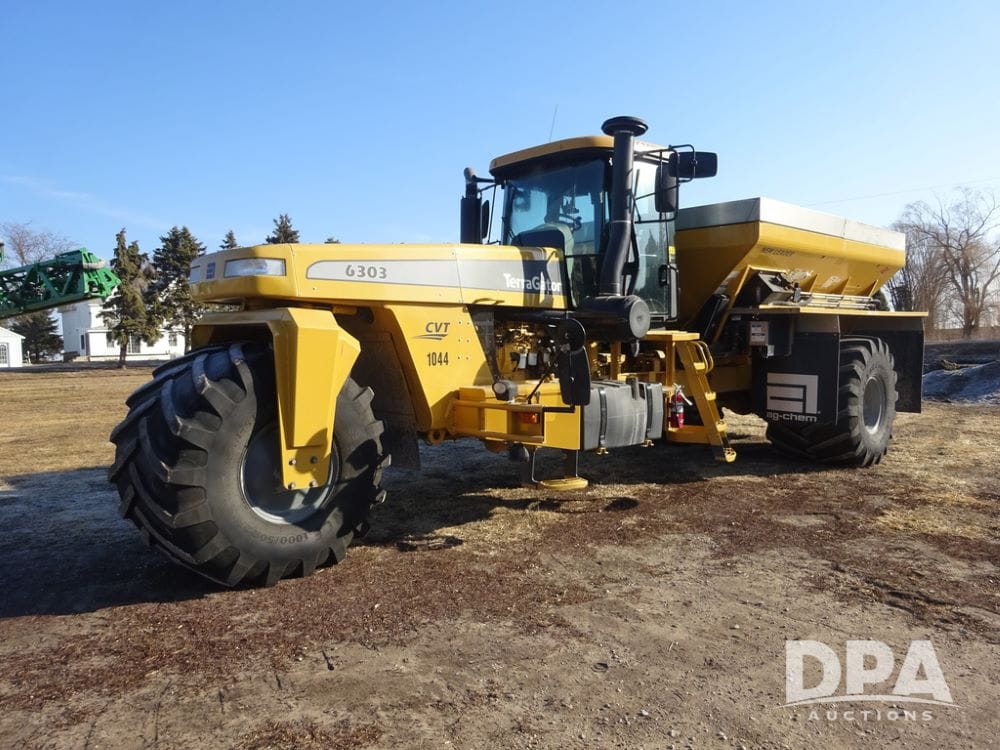 2011 Ag-Chem Terra-Gator 6303 Equipment Image0