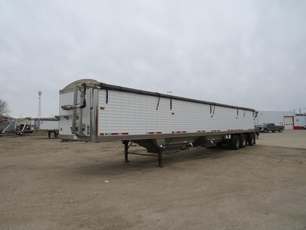 2011 Timpte Super Hopper Equipment Image0