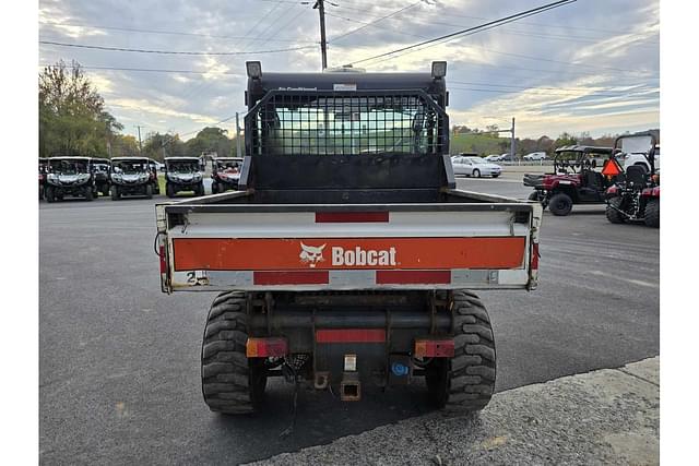 Image of Bobcat Toolcat 5600 equipment image 4