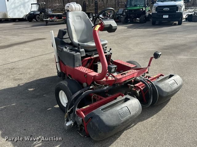 Image of Toro Greensmaster 3150 equipment image 2