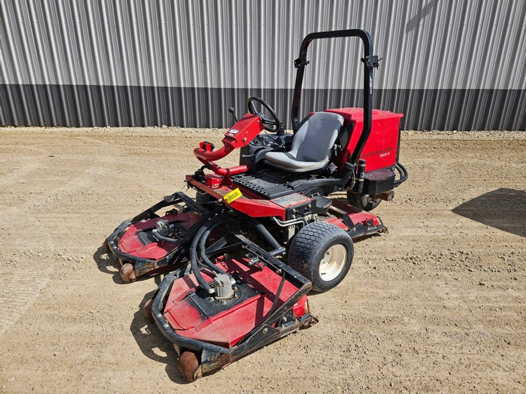 2011 Toro Groundsmaster 3500D Equipment Image0