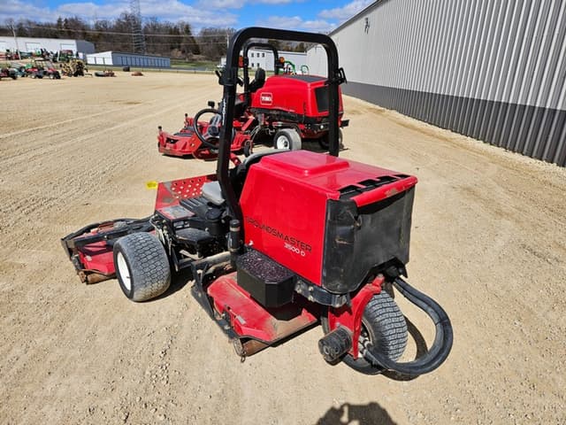 Image of Toro Groundsmaster 3500D equipment image 2