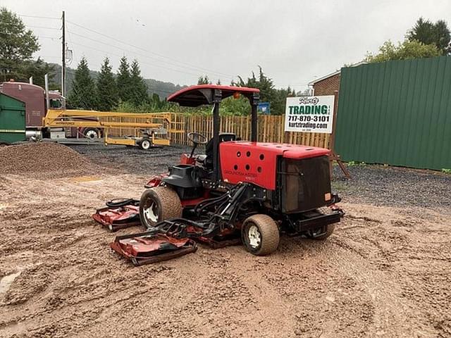 Image of Toro Groundsmaster 4700-D equipment image 2