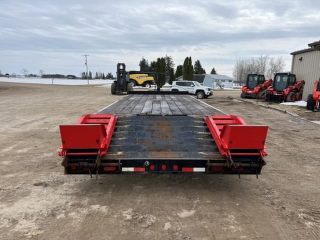 Image of Towmaster T-24 equipment image 3