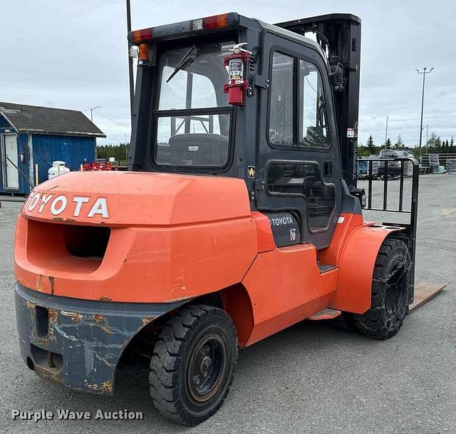 Image of Toyota 7FDAU50 equipment image 4