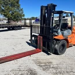 Image of Toyota 7FDU70 equipment image 1