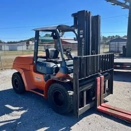 2011 Toyota 7FDU70 Equipment Image0