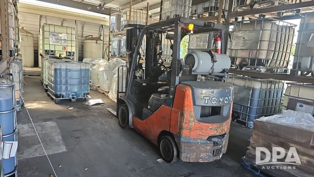 Image of Toyota 8FGCU25 equipment image 2