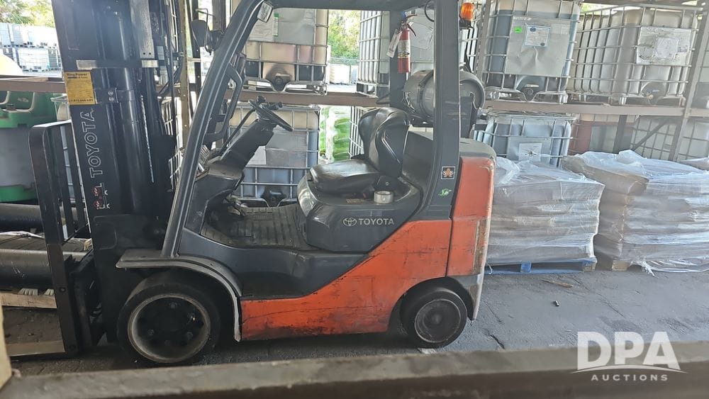 2011 Toyota 8FGCU25 Equipment Image0