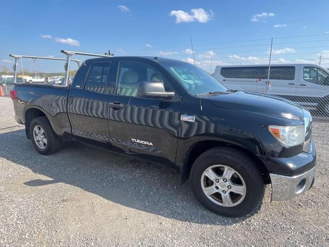 Image of Toyota Tundra equipment image 3