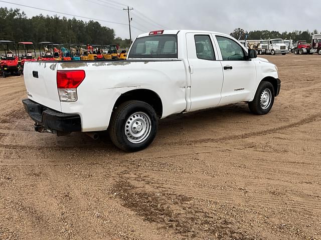 Image of Toyota Tundra equipment image 4