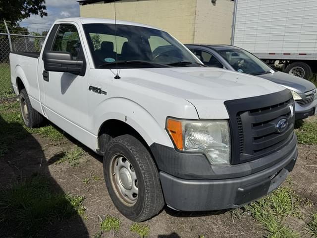 Image of Ford F-150 equipment image 1