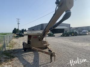 2011 Unverferth Seed Pro 400 Image