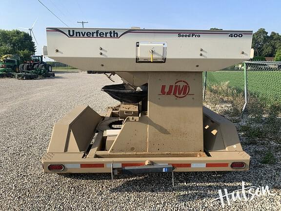 Image of Unverferth Seed Pro 400 equipment image 4