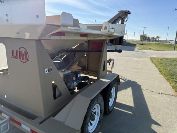 Image of Unverferth Seed Pro 400 equipment image 4