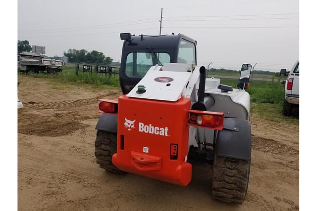 Image of Bobcat V417 equipment image 3