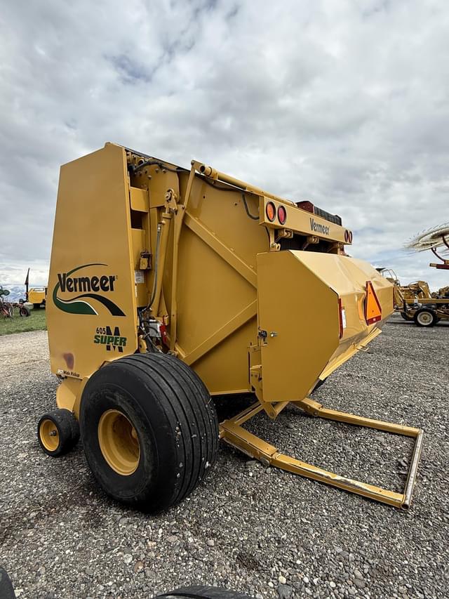 Image of Vermeer 605 Super M equipment image 2