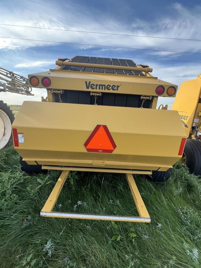 Image of Vermeer 605SM equipment image 3