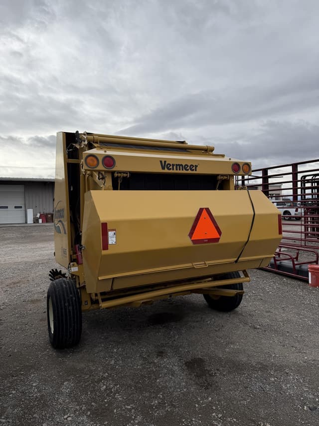 Image of Vermeer 665 equipment image 4