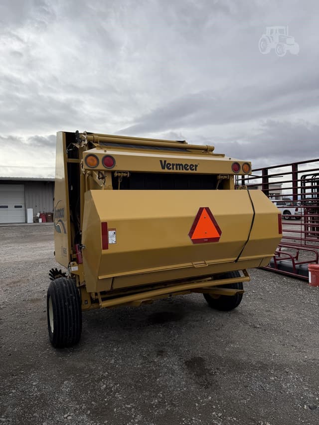 Image of Vermeer 665 equipment image 4