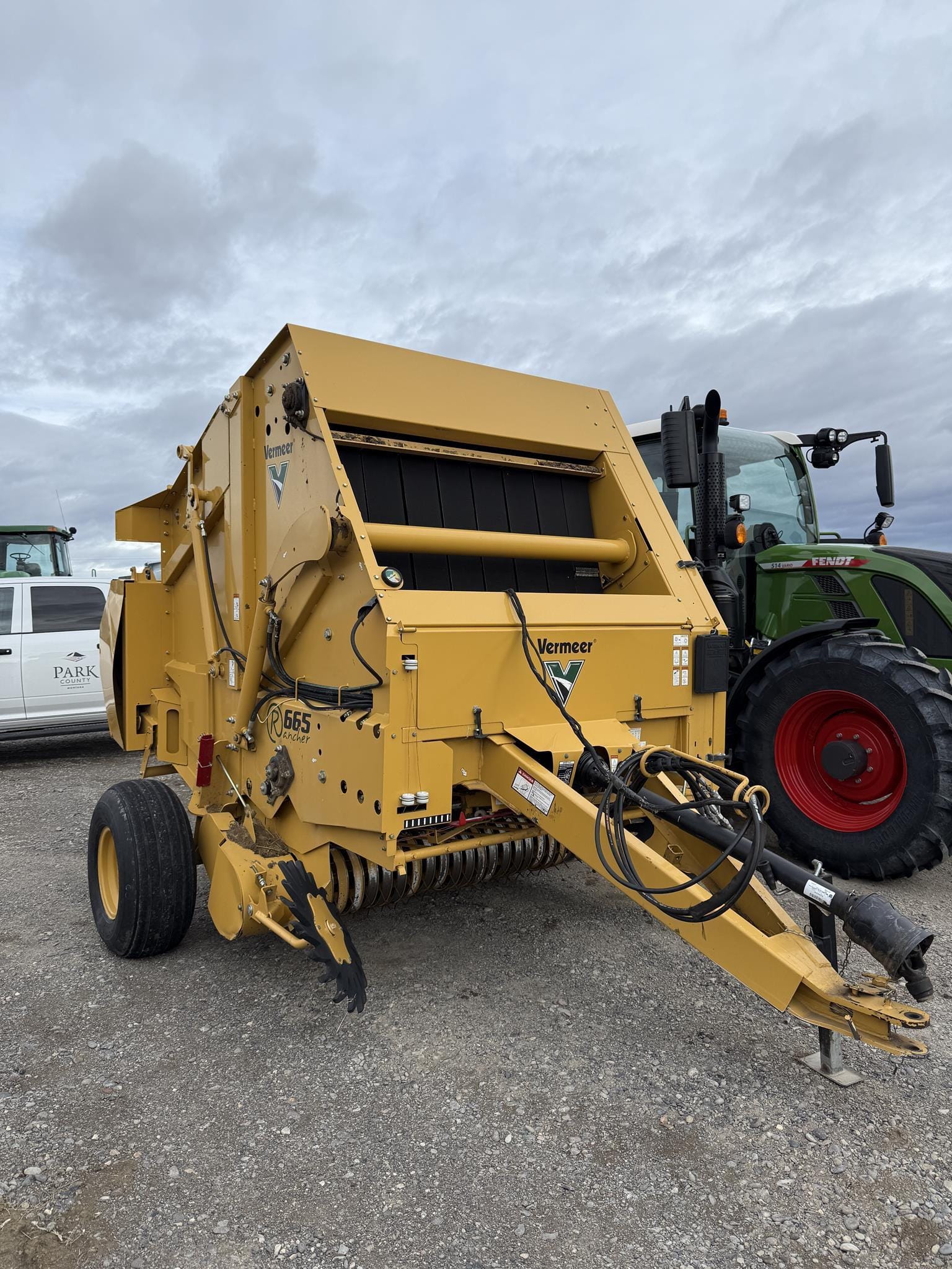 2011 Vermeer 665 Equipment Image0