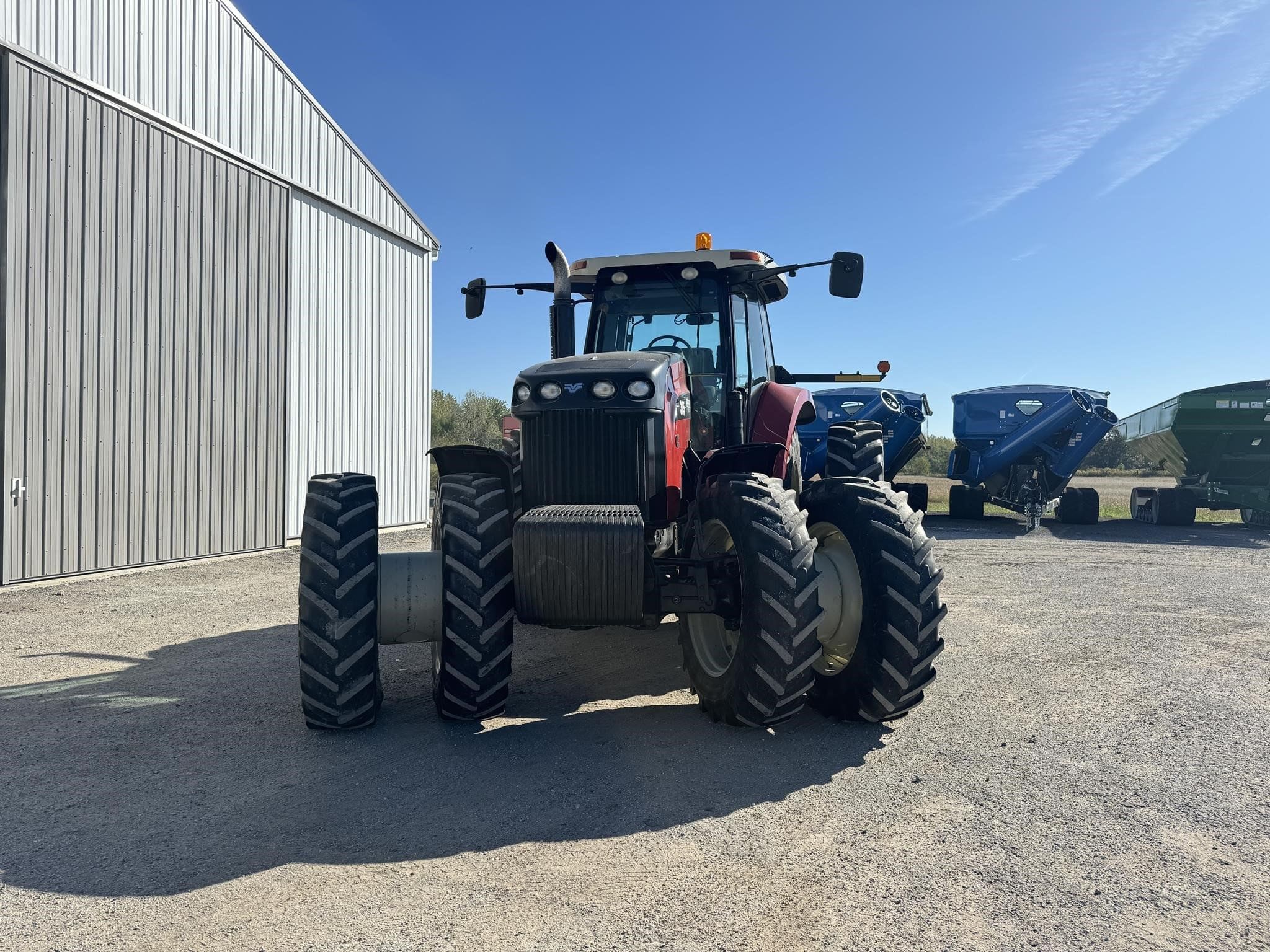 2011 Versatile 305 Image