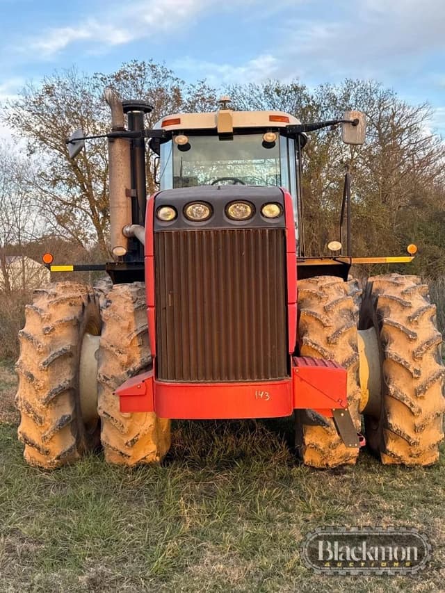 Image of Versatile 375 equipment image 1