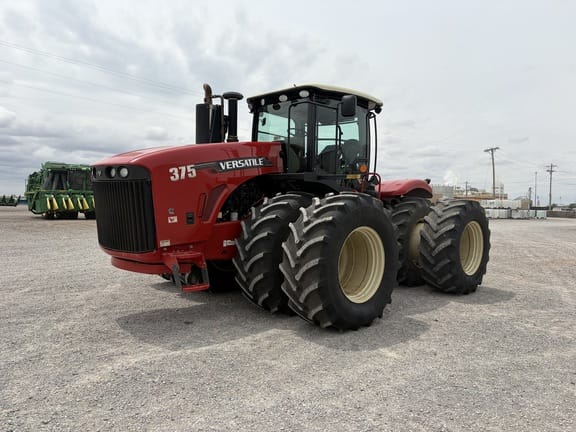 2011 Versatile 375 Equipment Image0