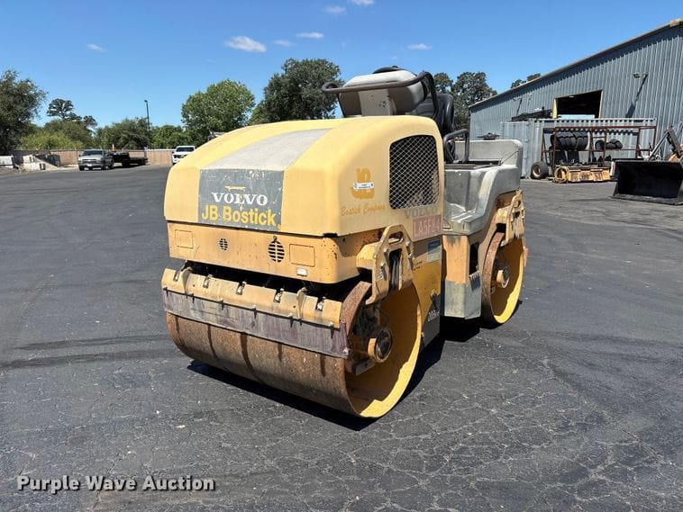 2011 Volvo DD31 Equipment Image0