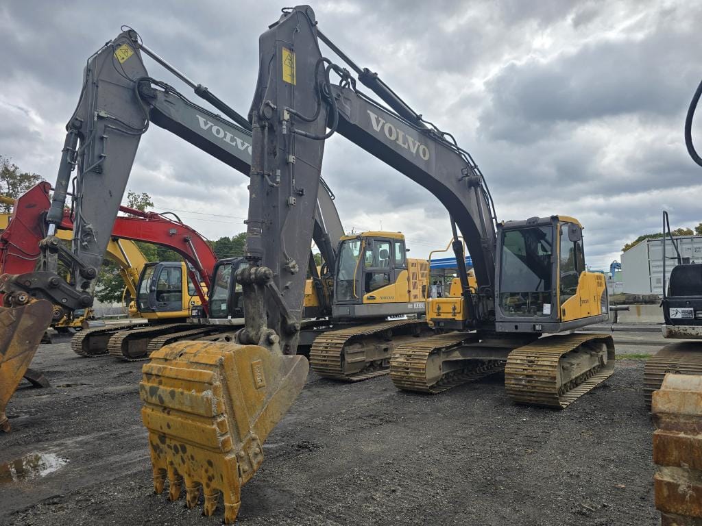 2011 Volvo EC160CL Equipment Image0