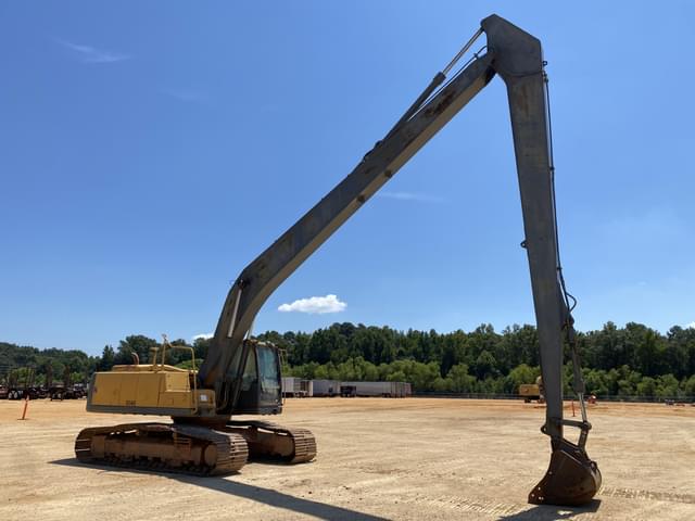 Image of Volvo EC240CL equipment image 3