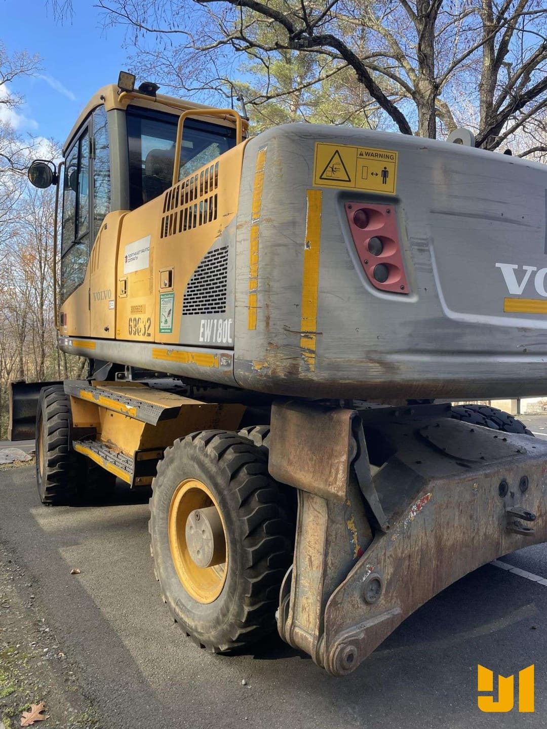 Image of Volvo EW180C Image 1