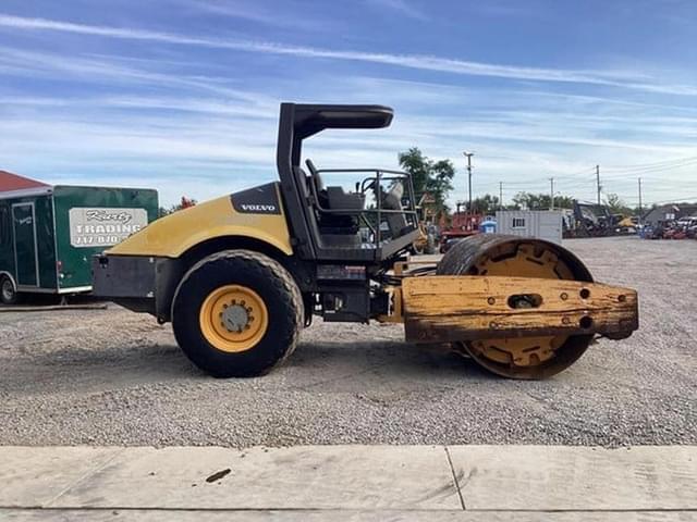 Image of Volvo SD100D equipment image 4