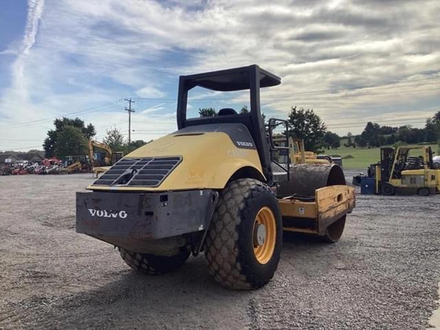 Image of Volvo SD100D equipment image 3