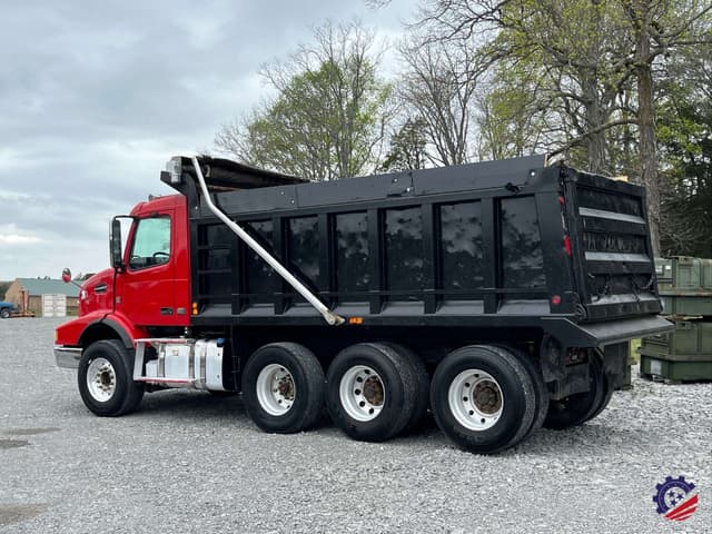 Image of Volvo D16 equipment image 2