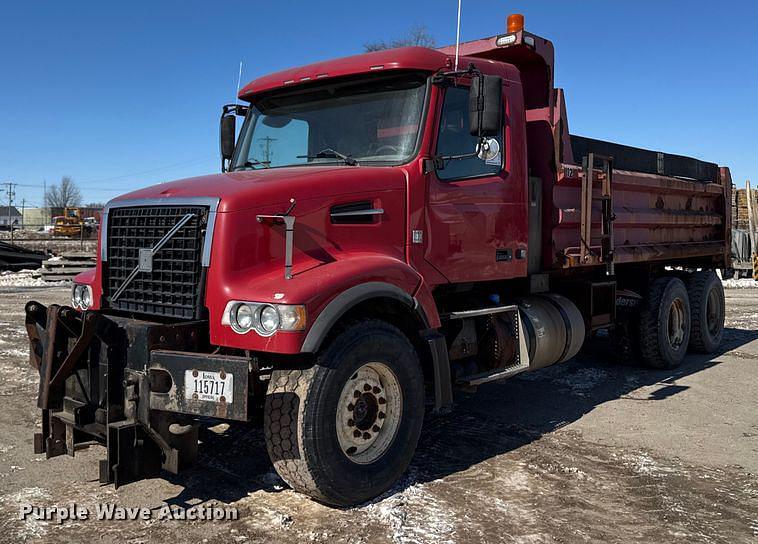 Image of Volvo VHD Primary image