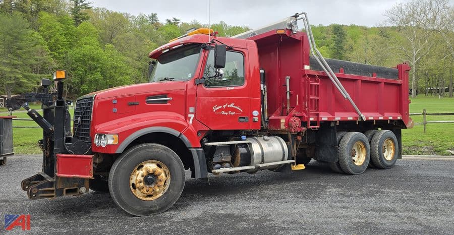 Image of Volvo VHD Primary image