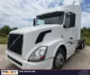 2011 Volvo VNL Image