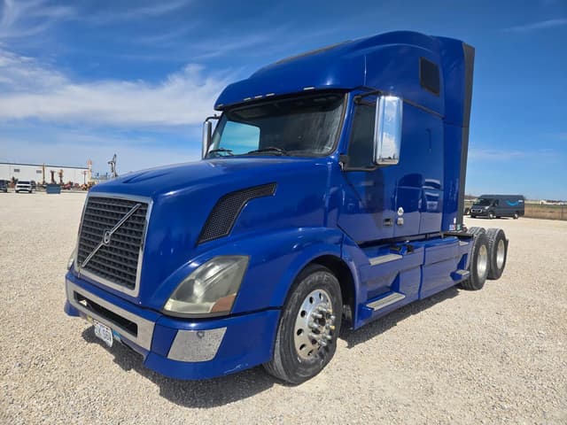 Image of Volvo VNL equipment image 2