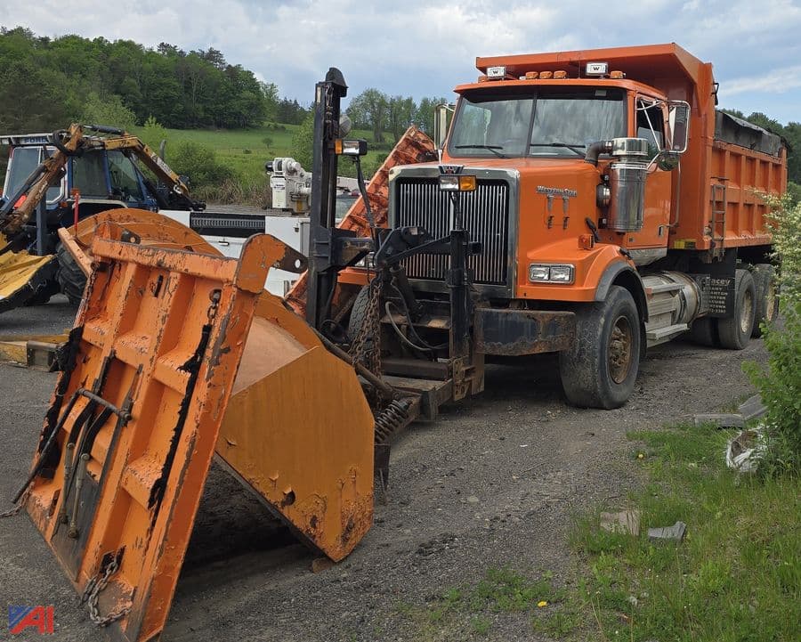 Image of Western Star 4900 SF Primary image