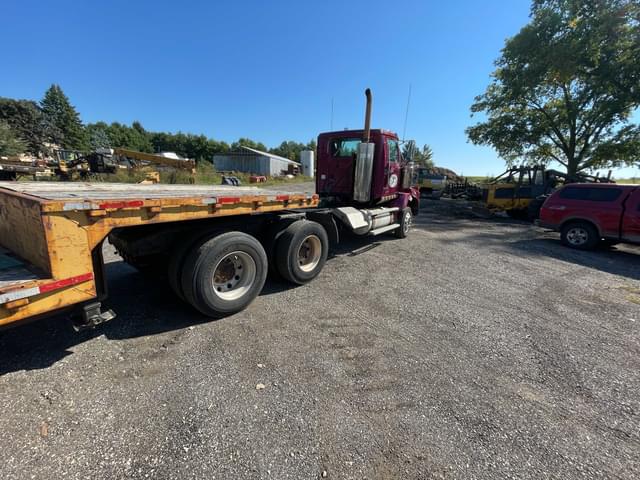Image of Western Star 4900 SA equipment image 3