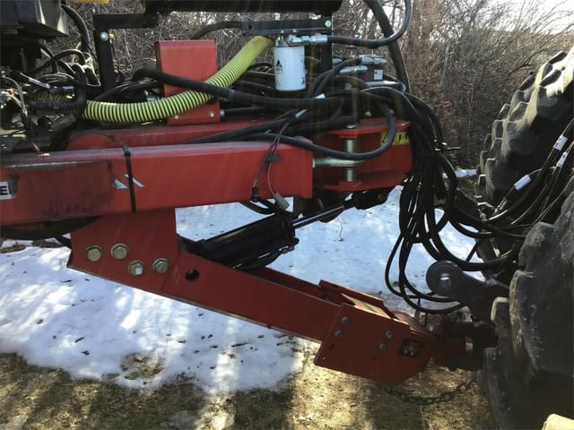 Image of White 8524 equipment image 2