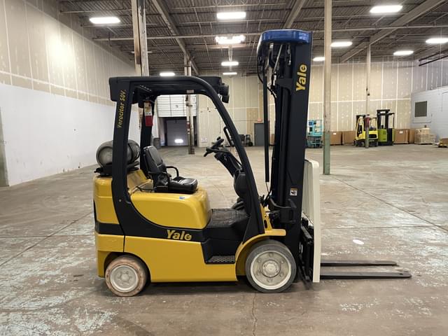 Image of Yale GLC050 equipment image 3