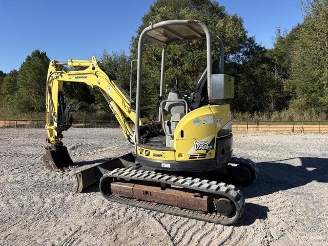 Image of Yanmar VIO35 equipment image 3