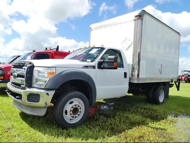Image of Ford F-450 equipment image 1